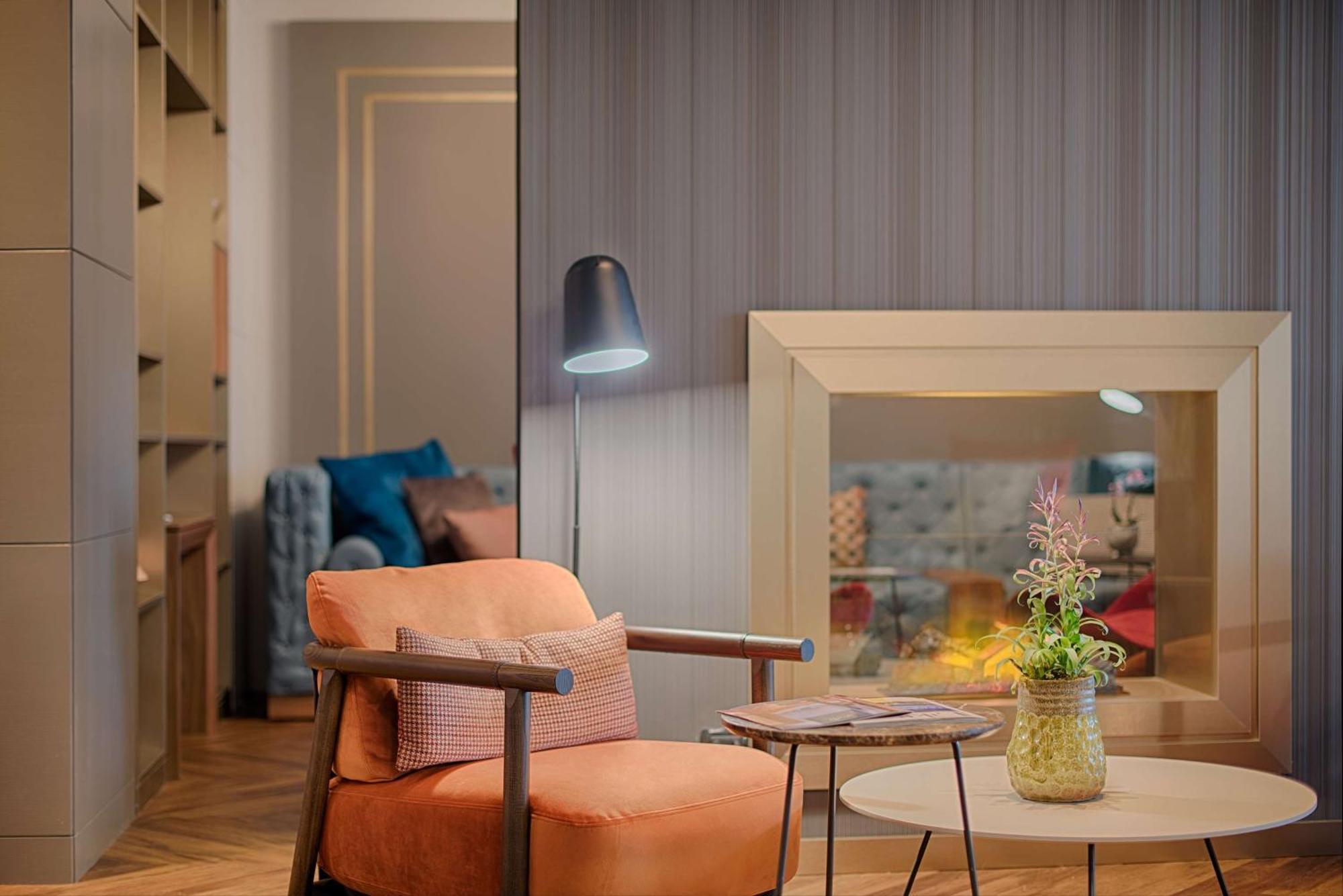 Hotel Nh Collection Touring